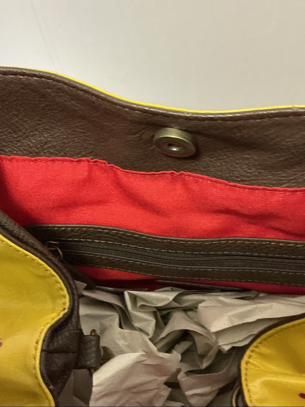 Carlos by Carlos Santana Yellow Floral Shoulder Tote with Brown Trim - Picture 3 of 5
